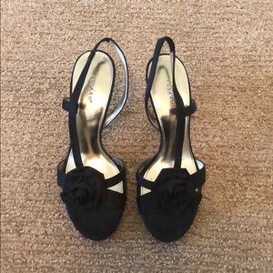 Women’s Black Pesaro Rose Dressy Shoes Size 8.5